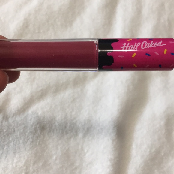 Lip Color - Picture 3 of 4